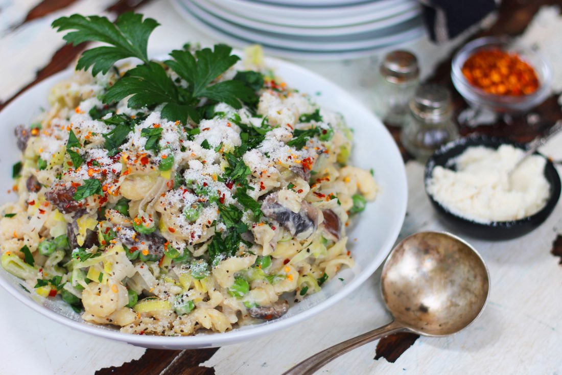 Creamy Leek & Mushroom Pasta with Peas