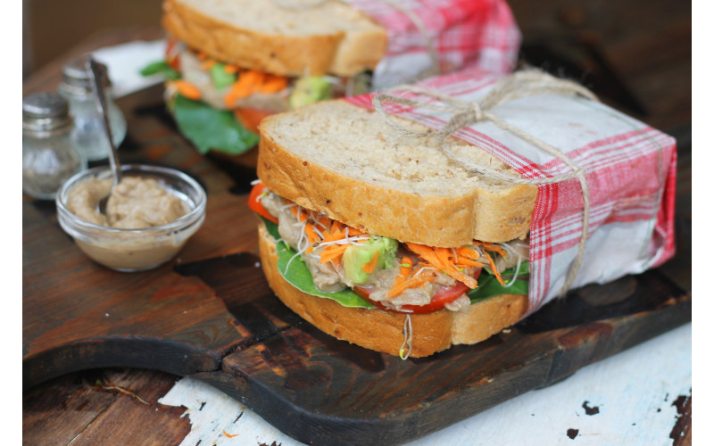 Veggie Paté Sandwiches